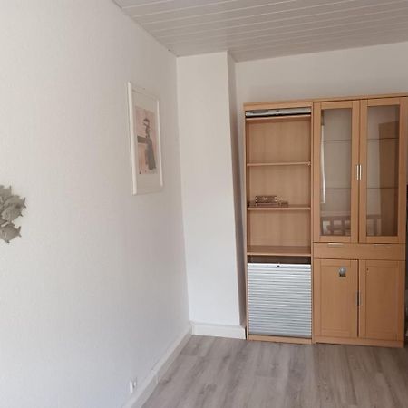 Flat In Neo Country Style Aus Gruenderzeit Bis 6 Person Apartment Leipzig Exterior photo