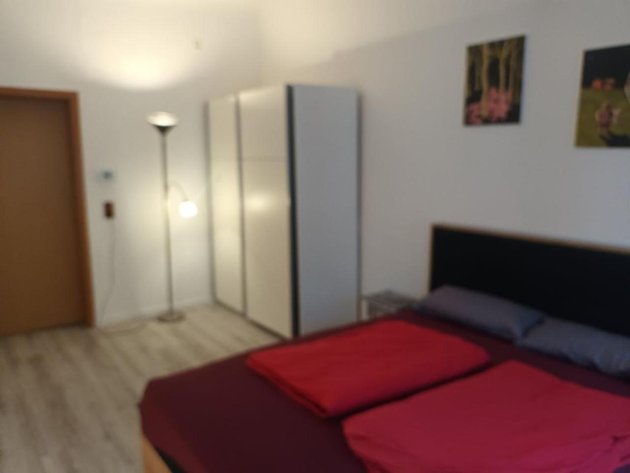 Flat In Neo Country Style Aus Gruenderzeit Bis 6 Person Apartment Leipzig Exterior photo