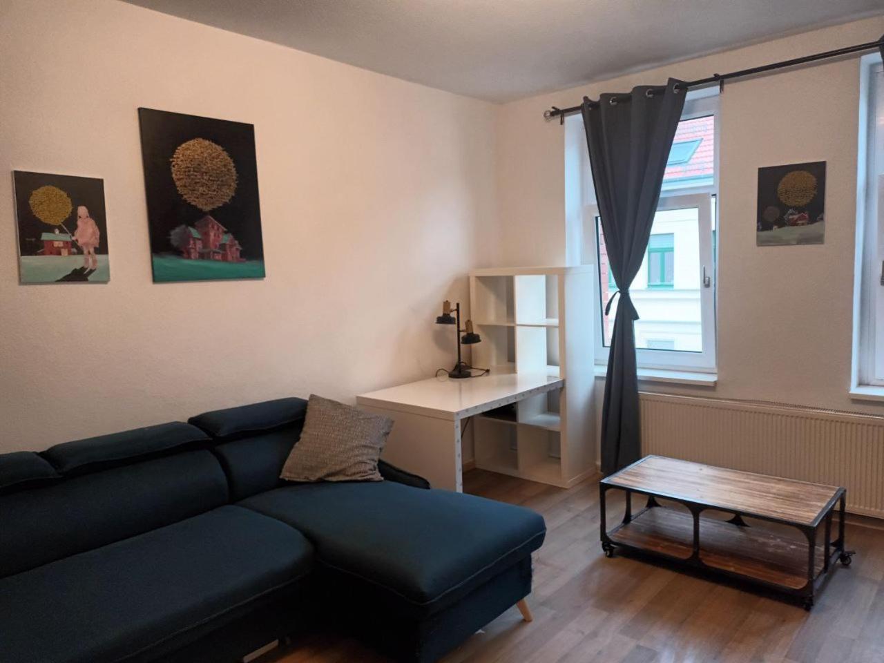 Flat In Neo Country Style Aus Gruenderzeit Bis 6 Person Apartment Leipzig Exterior photo