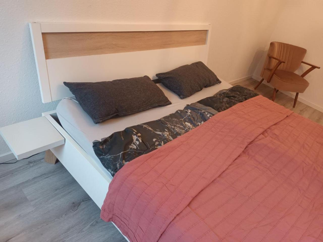 Flat In Neo Country Style Aus Gruenderzeit Bis 6 Person Apartment Leipzig Exterior photo