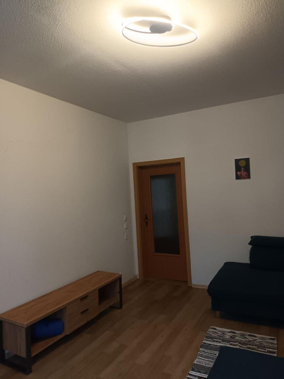 Flat In Neo Country Style Aus Gruenderzeit Bis 6 Person Apartment Leipzig Exterior photo