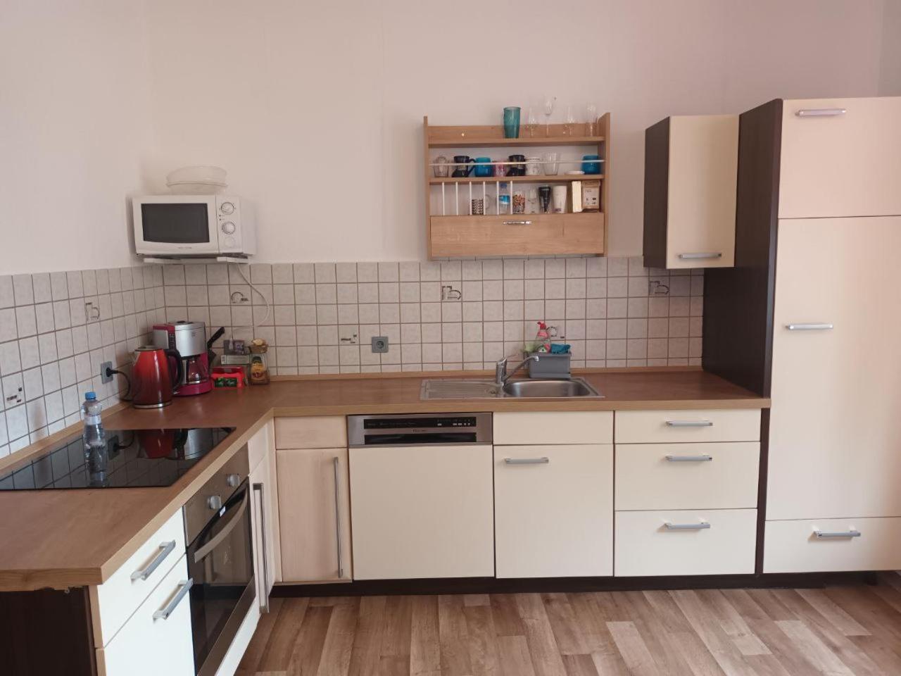 Flat In Neo Country Style Aus Gruenderzeit Bis 6 Person Apartment Leipzig Exterior photo