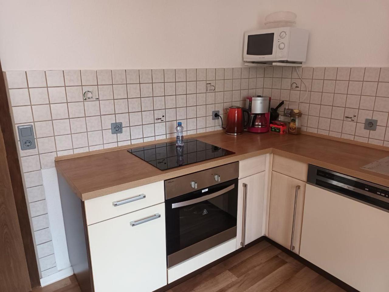 Flat In Neo Country Style Aus Gruenderzeit Bis 6 Person Apartment Leipzig Exterior photo